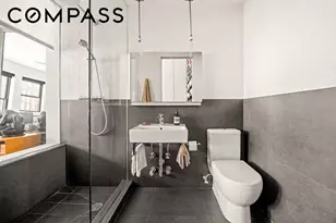 360 W 21st St, New York City, NY 10011 - Photo 5