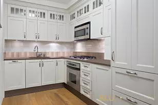 27 W 72nd St, New York City, NY 10023 - Photo 3