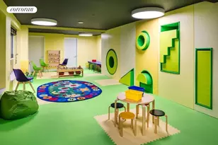 416 W 52nd St, New York City, NY 10019 - Photo 19