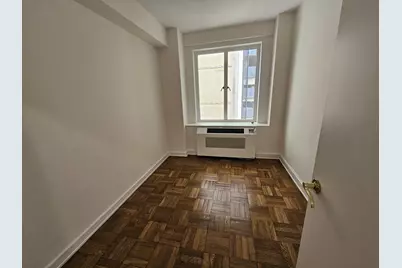 40 Central Park S #14I, New York, NY 10019 - Photo 3