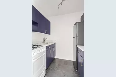 130 Hicks Street #2D, New York City, NY 11201 - Photo 3