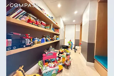 45-07 Court Square #6A, Long Island City, NY 11101 - Photo 17