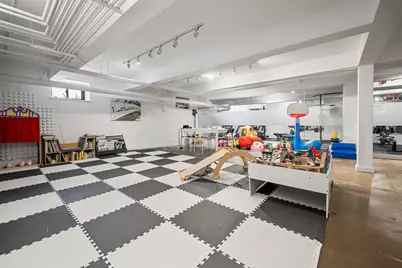 385 Argyle Road #2G, New York City, NY 11218 - Photo 19