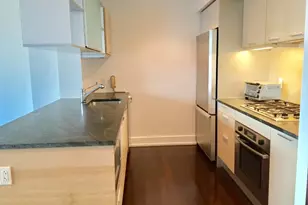 350 W 42nd St, New York, NY 10036 - Photo 5