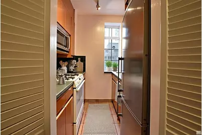 340 W 57th Street #7I, New York, NY 10019 - Photo 11