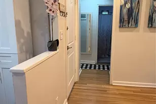 268-41 82nd Ave, New York City, NY 11040 - Photo 9