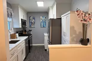 268-41 82nd Ave, New York City, NY 11040 - Photo 3