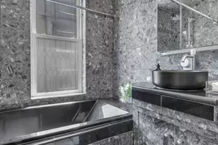 124 Thompson St, New York City, NY 10012 - Photo 13