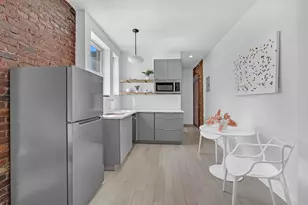 124 Thompson St, New York City, NY 10012 - Photo 11
