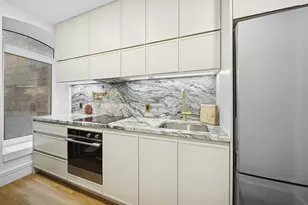 370 Lenox Ave, New York City, NY 10027 - Photo 5