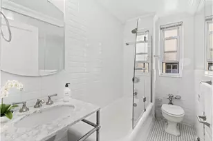 433 E 51st St, New York City, NY 10022 - Photo 9