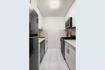 210 E 15th Street #9L, New York City, NY 10003 - Photo 3