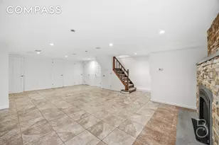 22-61 46th St, New York City, NY 11105 - Photo 23