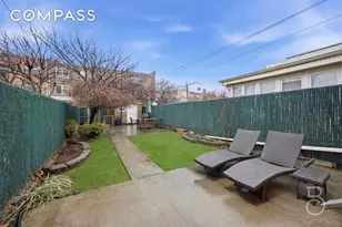 22-61 46th St, New York City, NY 11105 - Photo 15