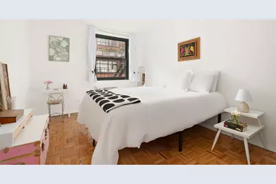 684 Washington Street #4B, New York, NY 10014 - Photo 5