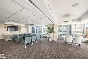 350 W 42nd St, New York, NY 10036 - Photo 13