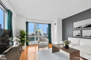 350 W 42nd St, New York City, NY 10036 - Photo 3