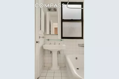 74 W 68th Street #5A, New York, NY 10023 - Photo 11