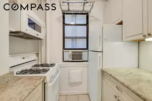 74 W 68th St, New York City, NY 10023 - Photo 7