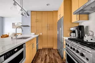 5-49 Borden Ave, Long Island City, NY 11101 - Photo 3