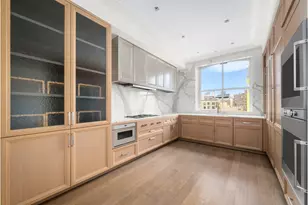 225 W 86th St, New York City, NY 10024 - Photo 3