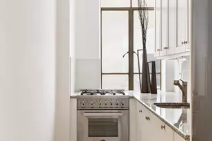 255 W 23rd St, New York City, NY 10011 - Photo 7