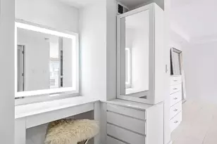 200 E 84th St, New York City, NY 10028 - Photo 11