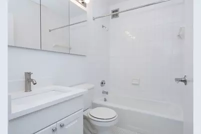 230 W 55th Street #10E, New York, NY 10019 - Photo 5