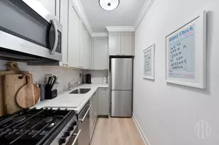 200 E 78th St, New York City, NY 10075 - Photo 9