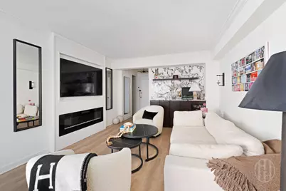 200 E 78th Street #7E, New York City, NY 10075 - Photo 5