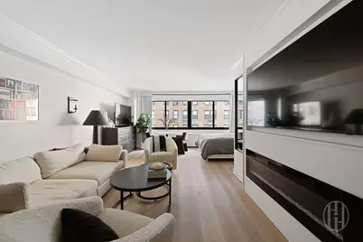 200 E 78th Street #7E, New York City, NY 10075 - Photo 1