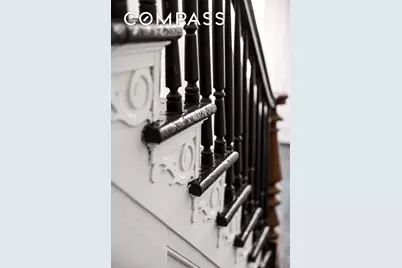 34 Perry Street, New York City, NY 10014 - Photo 7