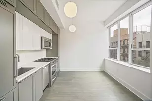 416 W 52nd St, New York City, NY 10019 - Photo 5