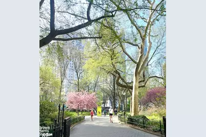 20 E 17th Street #7, New York City, NY 10003 - Photo 5