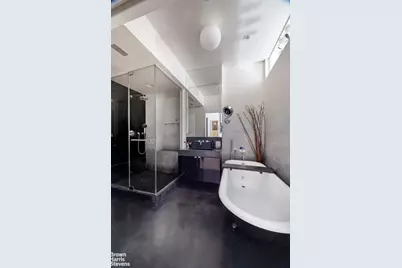 20 E 17th Street #7, New York City, NY 10003 - Photo 27