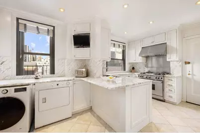 215 E 72nd Street #9W, New York City, NY 10021 - Photo 11