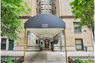 325 W 45th St, New York City, NY 10036 - Photo 7