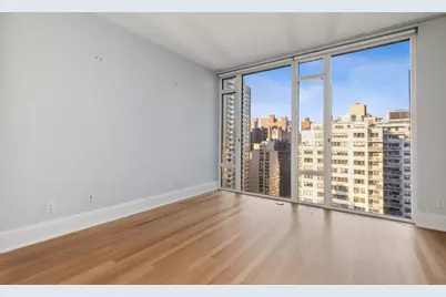 305 E 85th Street #17B, New York City, NY 10028 - Photo 11
