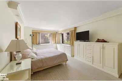 40 E 80th Street #3A, New York, NY 10021 - Photo 7