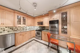 40 E 80th St, New York, NY 10021 - Photo 5