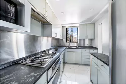 309 E 49th Street #PH1, New York City, NY 10017 - Photo 3