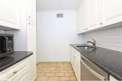 235 E 87th Street #4B, New York City, NY 10128 - Photo 9
