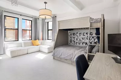 470 W End Avenue #4A, New York City, NY 10024 - Photo 9