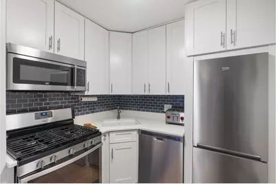 5800 Arlington Avenue #11E, New York City, NY 10471 - Photo 3