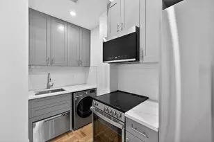 62 W 87th St, New York City, NY 10024 - Photo 9
