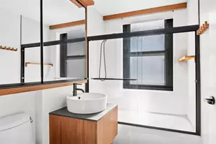 2025 Broadway, New York City, NY 10023 - Photo 5