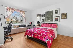 520 E 90th St, New York City, NY 10128 - Photo 9