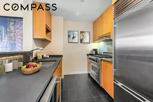 255 Hudson St, New York City, NY 10013 - Photo 3