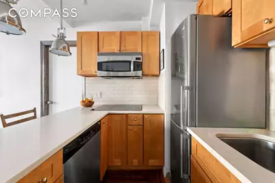 25 Tudor City Place #1611, New York, NY 10017 - Photo 3