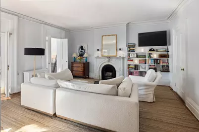 68 Bank Street #3R, New York City, NY 10014 - Photo 3